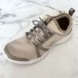 Vionic | Brisk Alma Lace Up Sneakers